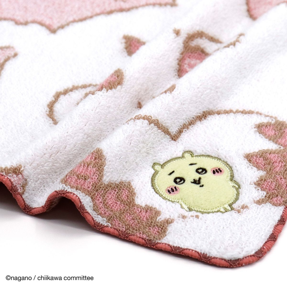 Chiikawa Towel Handkerchief (Frozen Pink)