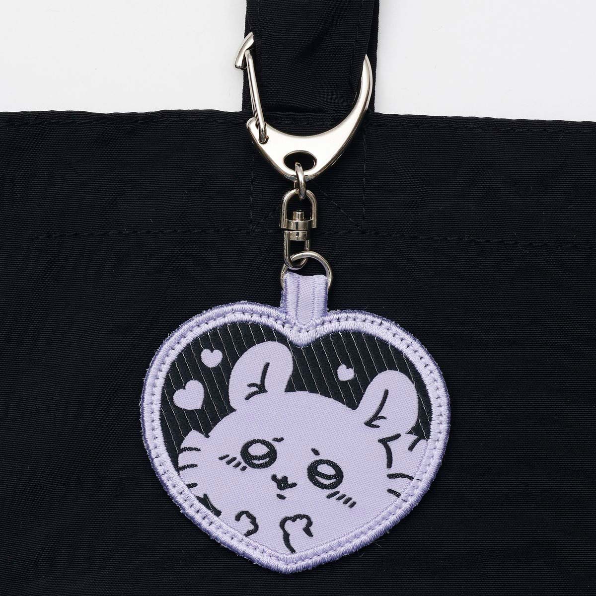 Chiikawa Embroidered ToteBag MomongaHeart Black (with embroideryKey ring)