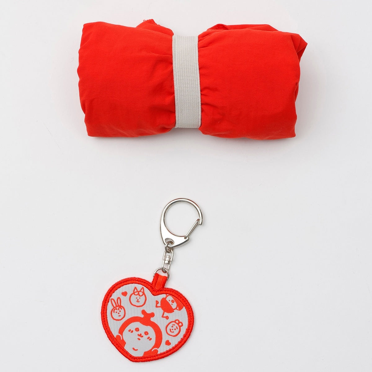 ちいかわ 刺繍トートバッグ ちいかわの毎日 レッド (刺繍キーホルダー付)