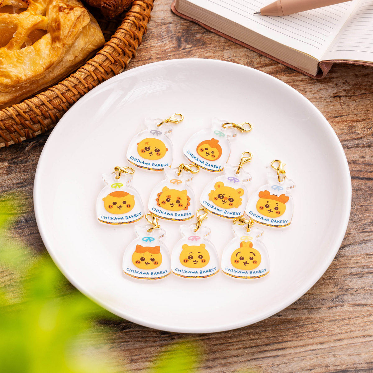 ちいかわ ちいかわベーカリー トレーディングミニアクリルチャーム(全9種)