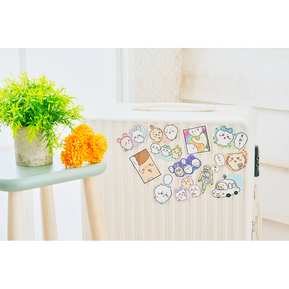 Chiikawa Excited to Go Out! Smartphone Sticker (Mimiparun)