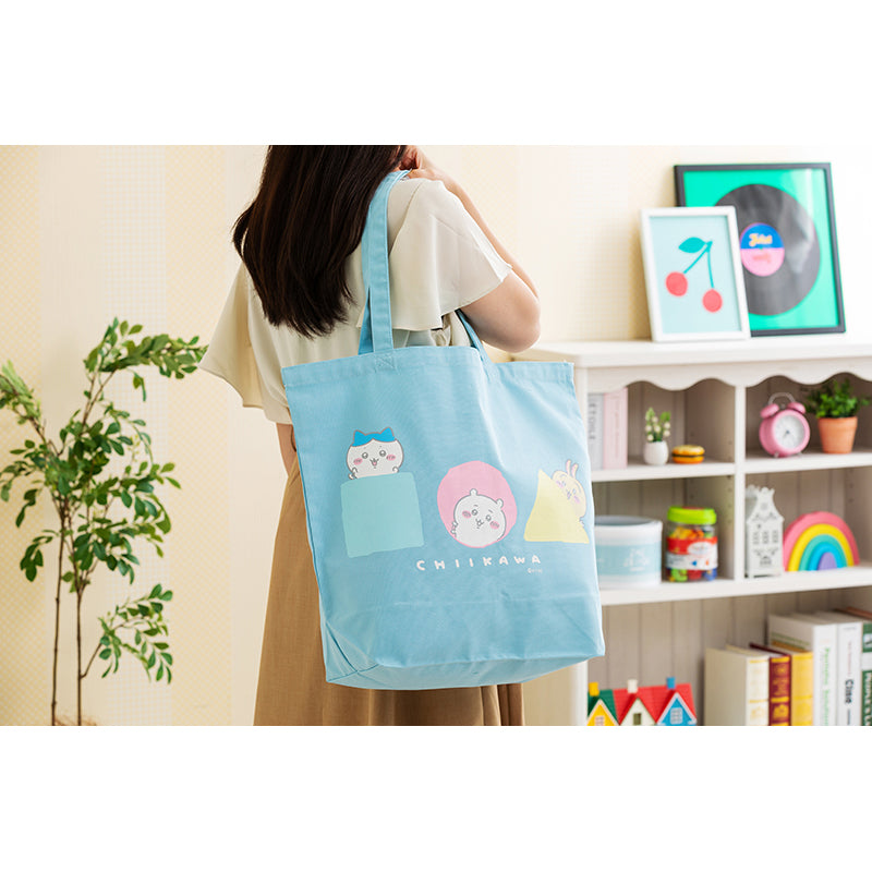 ちいかわ ひょっこりのぞく大きめトートバッグ(ブルー)