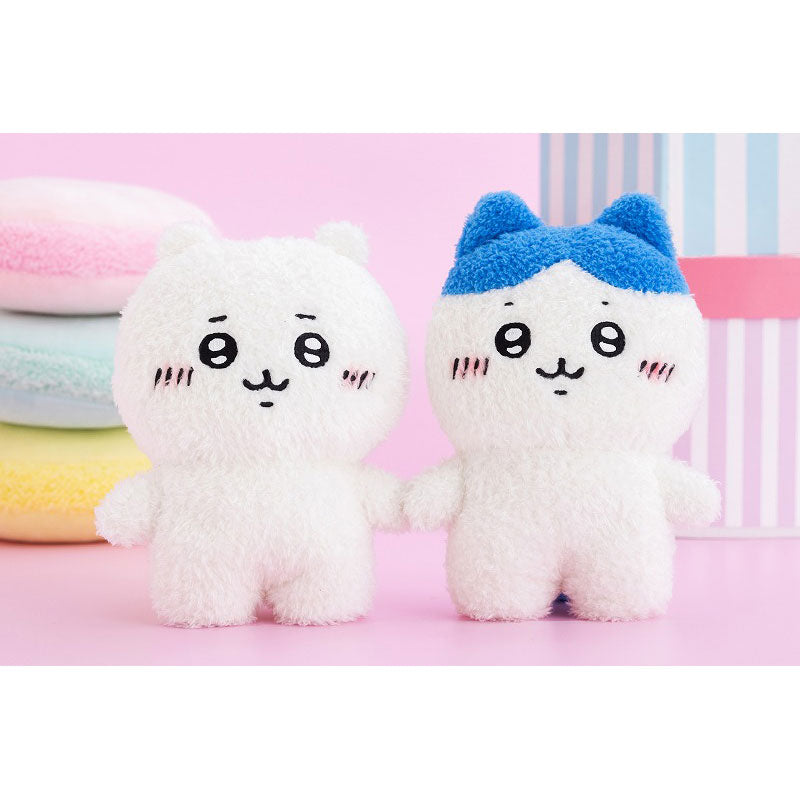 ちいかわ 大地に立つ!すくっとぬいぐるみ (ハチワレ)【1会計 3個まで】