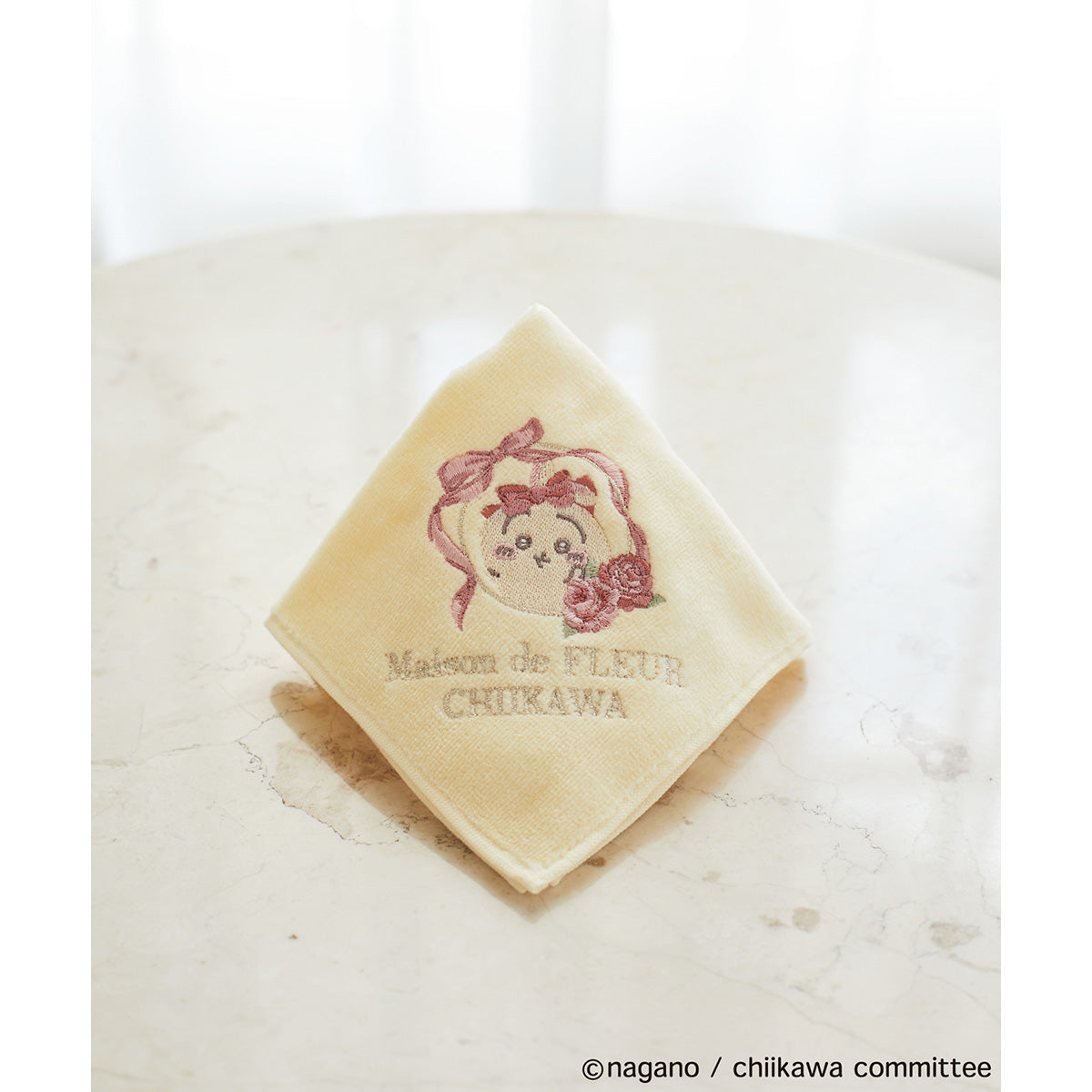 【预订】吉伊卡哇 Maison de FLEUR 刺绣毛巾手帕（乌萨奇）【2025年3月中旬起依次发货（若延期发货也不可取消）】【不可与普通商品同时购买、不可指定配送日期】【不参与促销活动】