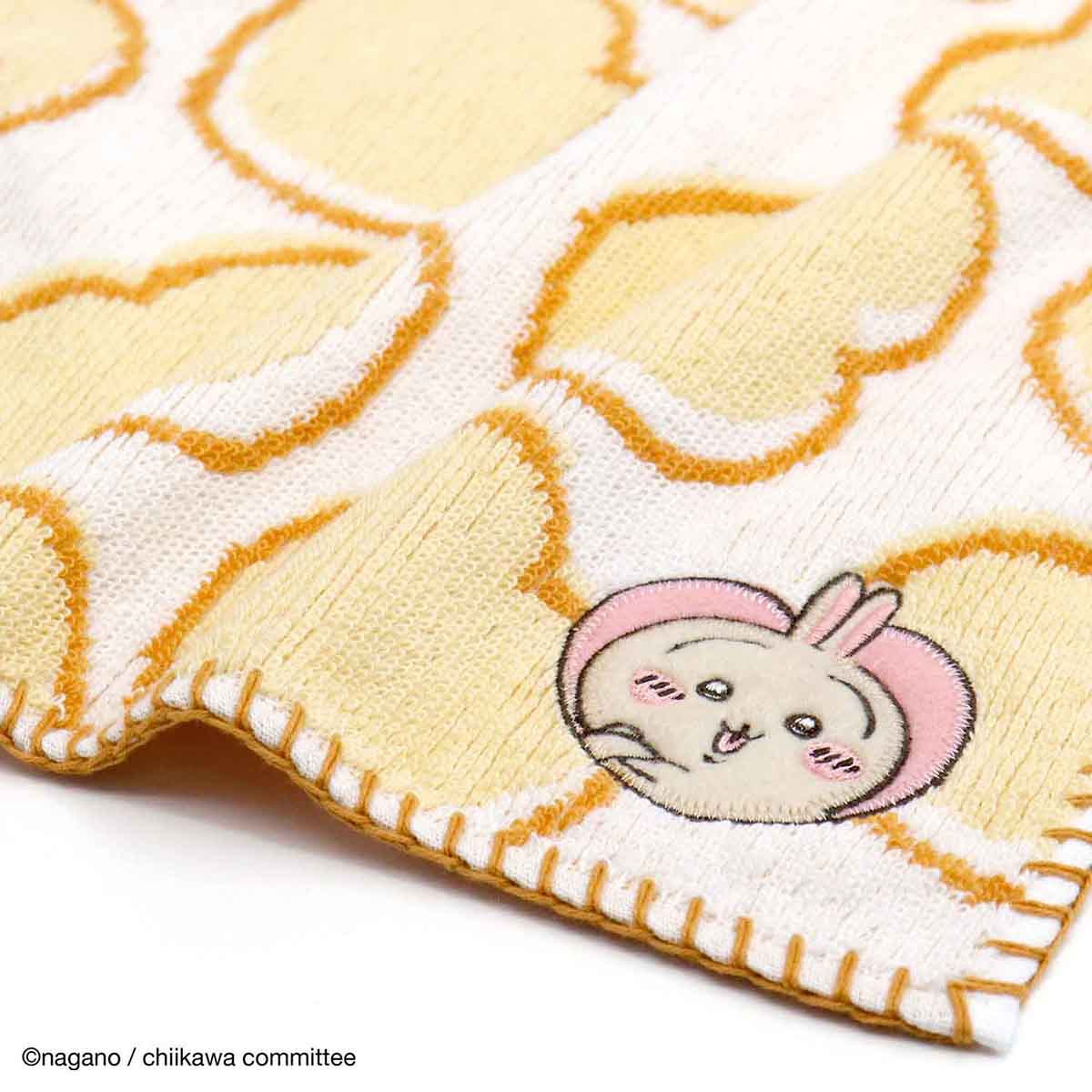 Chiikawa Towel Handkerchief (Heart Yellow)