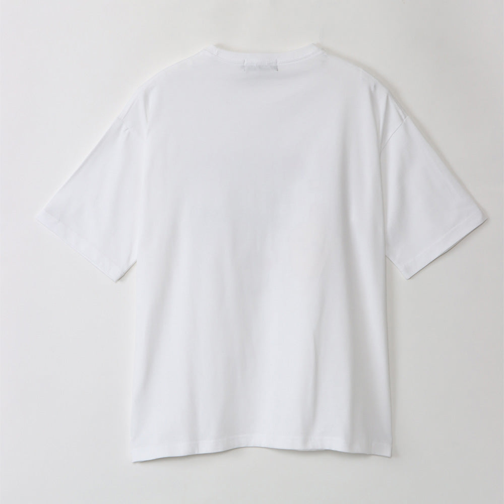 I'm looking forward to going out! Big T -shirt walk white white