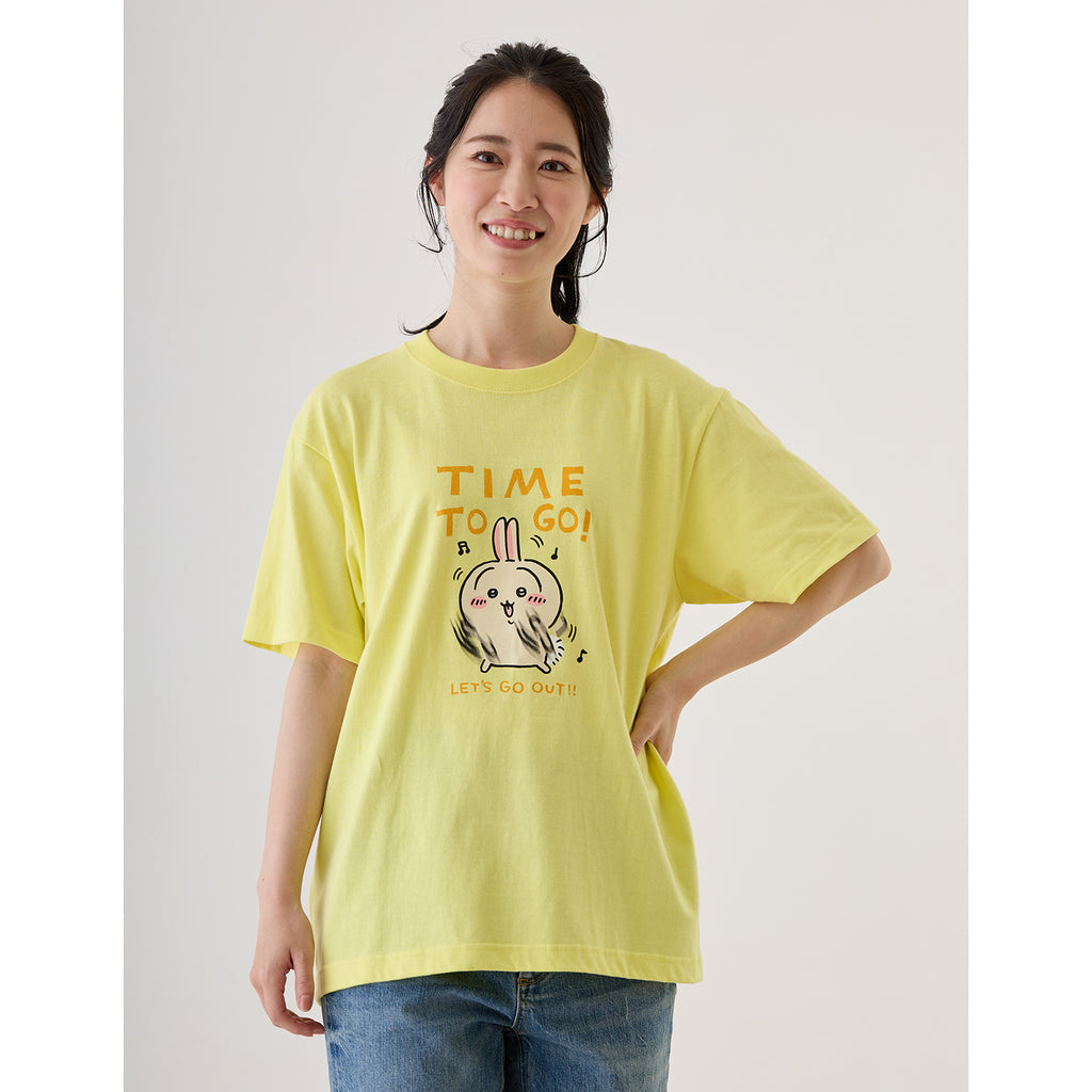 I'm looking forward to going out! T -shirt Outing rabbit light yellow