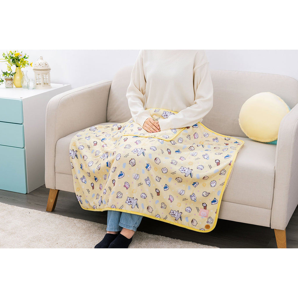 3WAY blanket with a small storage pocket (pastel yellow)