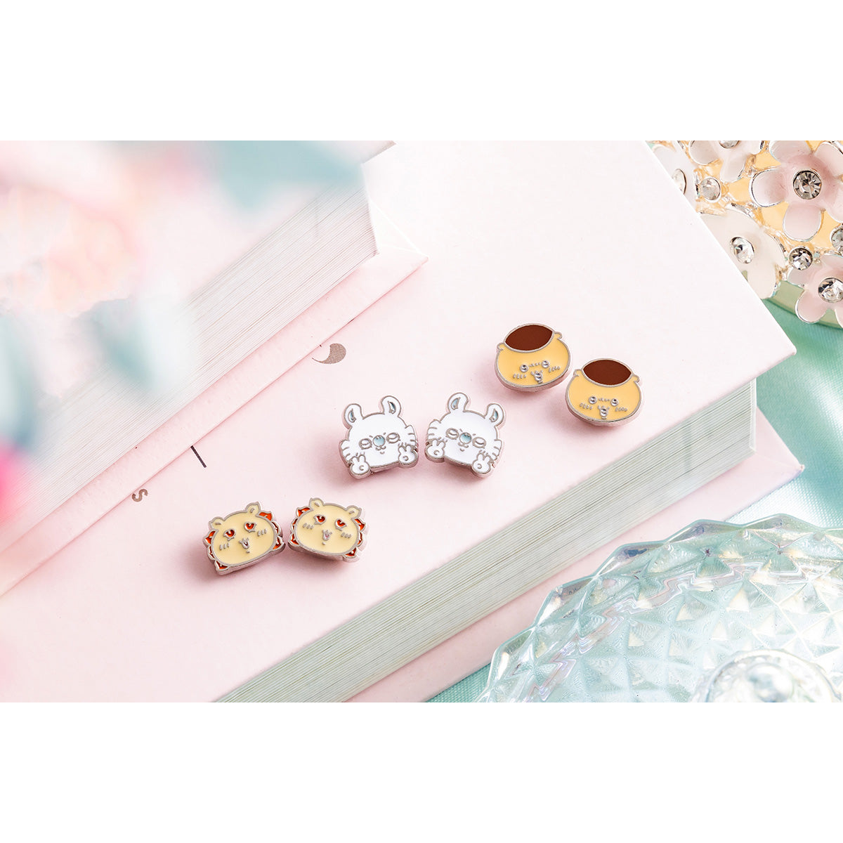 Chiikawa Magnetic Earrings 3-Piece Set (Momonga, Shisa, Kurimanju)