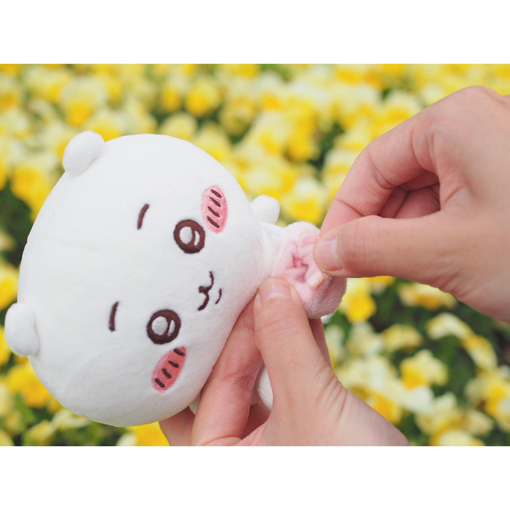 I'm looking forward to going out! Sitting Mini Plush toy (Chikawa)