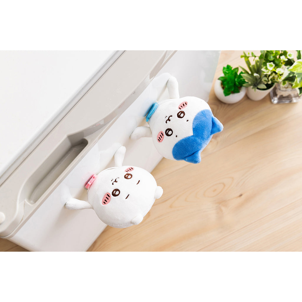 Chikawa Nakayoshi Hands Handing Magnet Plush toy (Momonga)