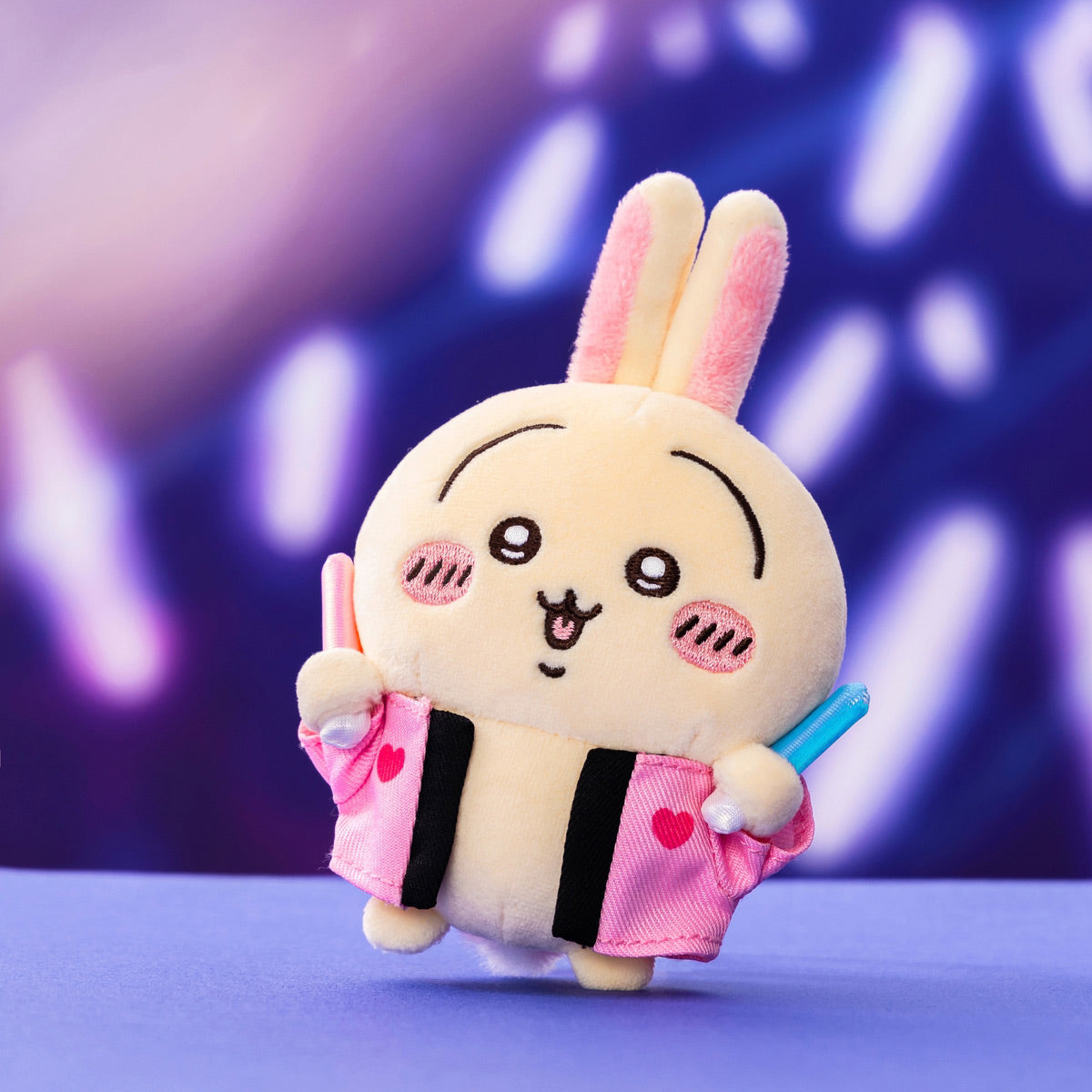 【予約】ちいかわ オタ活 うさぎマスコット（ペンライト）【2025年7月中旬より順次発送予定（発送延期の場合もキャンセル不可）】【通常商品と同時購入・配送希望日指定不可】【キャンペーン対象外】