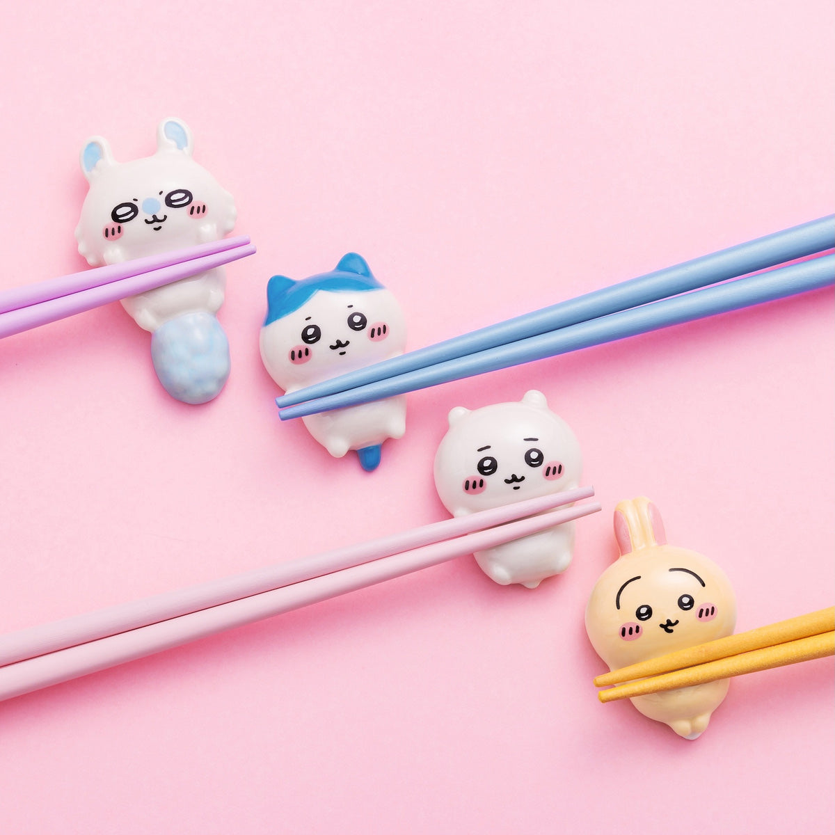 Chiikawa Lying Chopstick Rest (Hachiware)