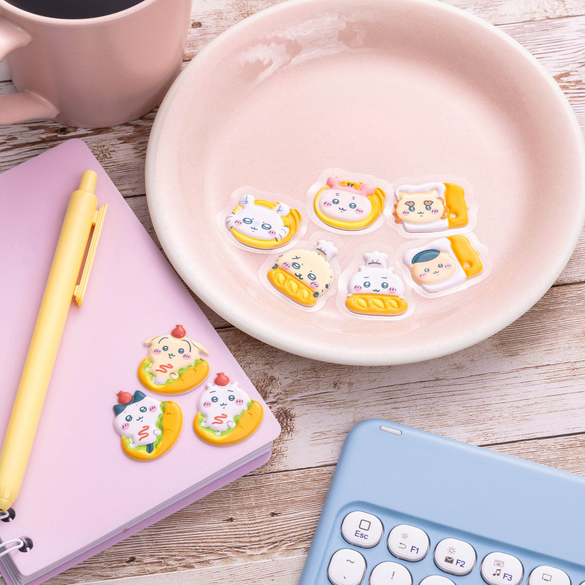 Chiikawa Bakery Puffy Flake Stickers (Everyone with Various Bread)