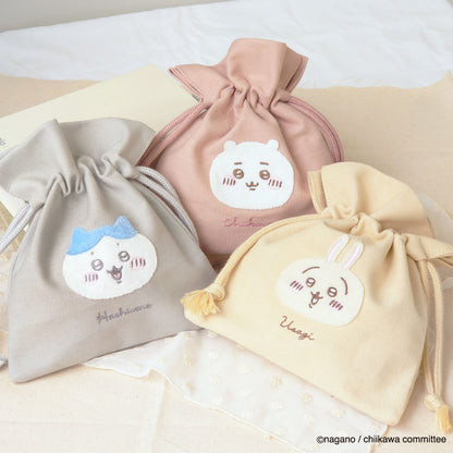 ちいかわ ふわふわワッペン 巾着（ハチワレ）