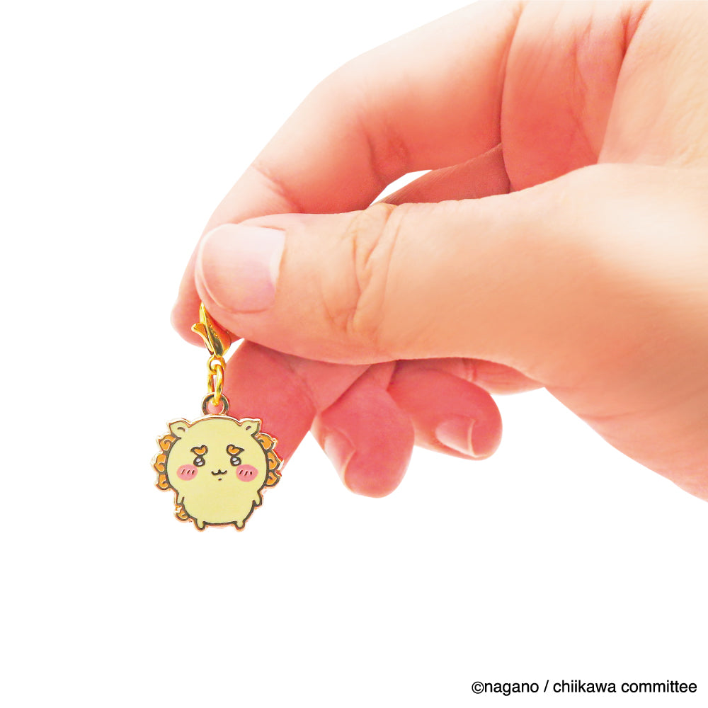 Chikawa is small and cute charm (Shisa)