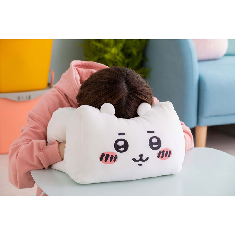 ちいかわ もちもちおひるねハンドマフ（もちっとちいかわ）